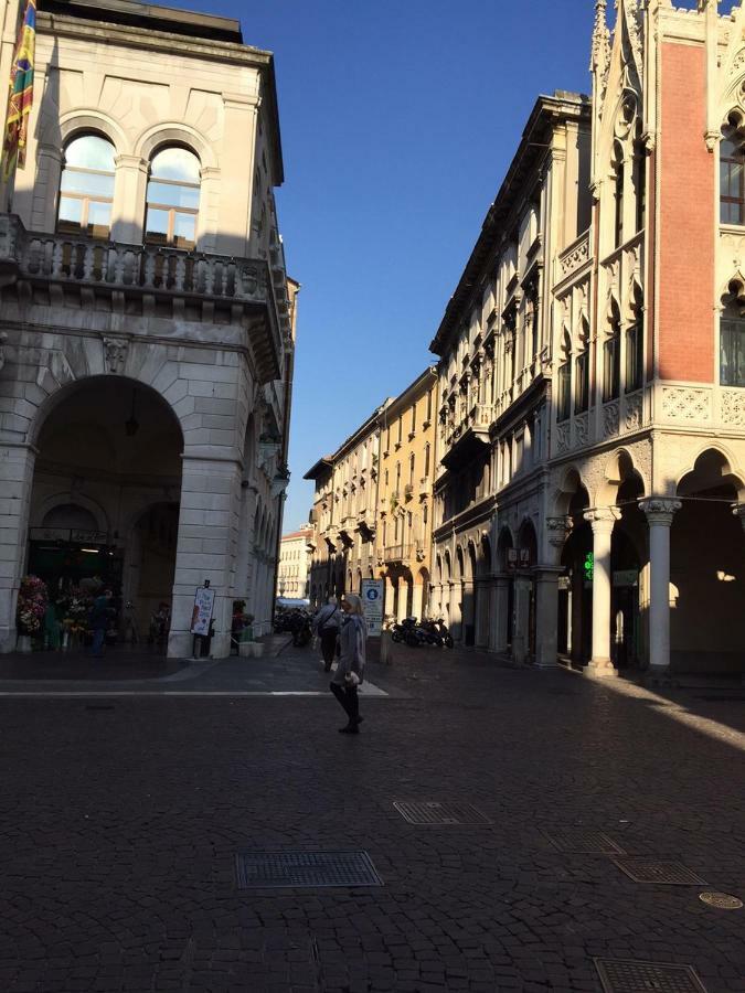 Apartment In Padova Center Luaran gambar